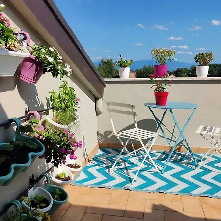 Assisi - L Attico Delle Meraviglie 산타마리아데그리안젤리